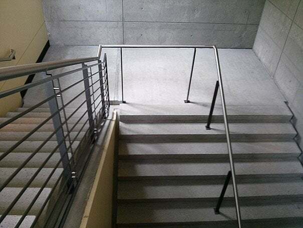 podivné schodiště