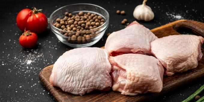 Jak a kolik vařit kuřecí stehna: chlazená kuřecí stehna