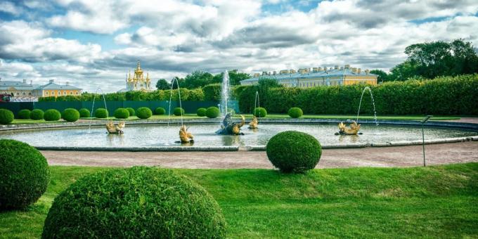 Krásných míst v Rusku. Peterhof