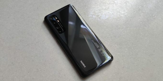 Xiaomi Mi Note 10 Lite: tělo