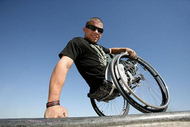 Extrémní Invalidní vozík Sportovec (2)