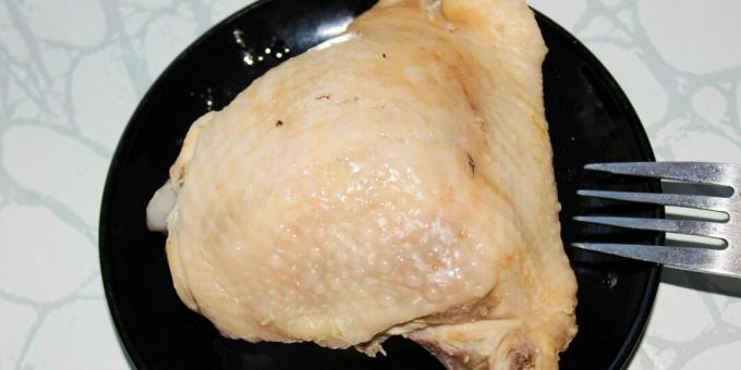 Kolik vařit kuřecí stehna
