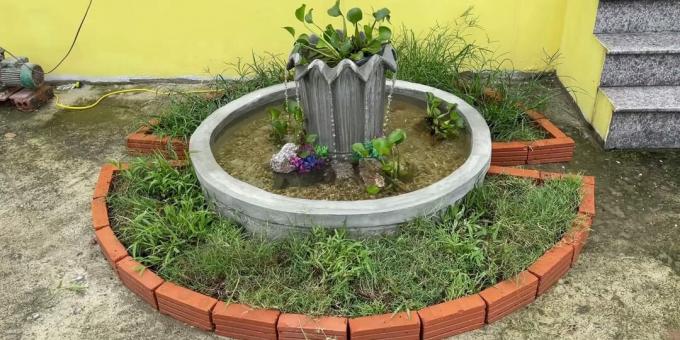 DIY betonová leknínová kašna s jezírkem