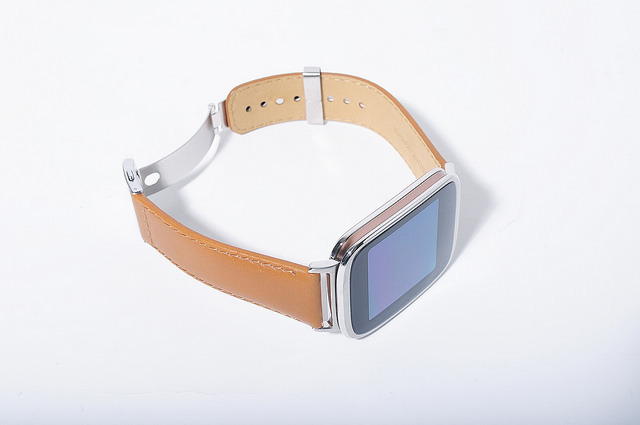 Smart hodinky ASUS ZenWatch kde koupit