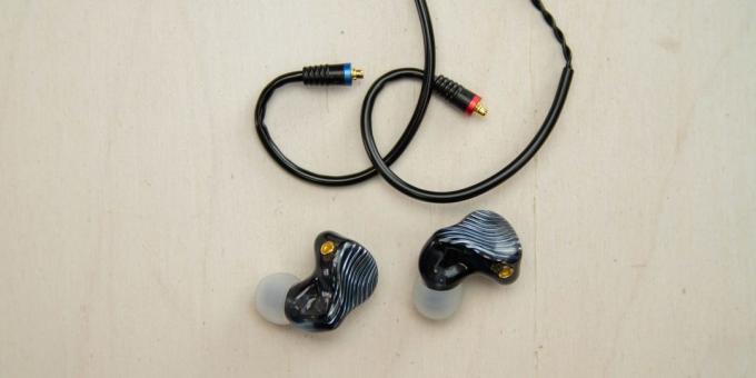 FiiO FA1: Connect tlustý, a vyjměte headset není tak snadné