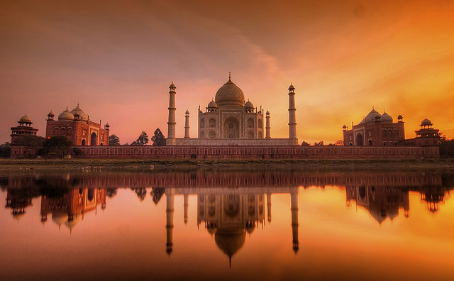 Západ slunce na Taj Mahal