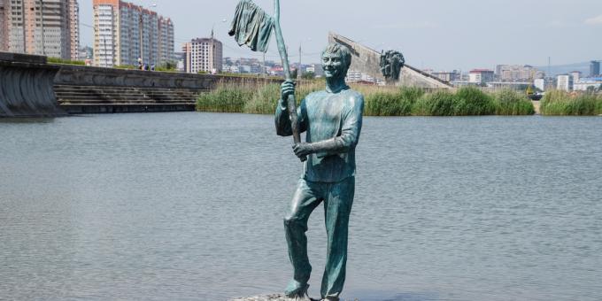 Atrakce Novorossijsk: památník Geshe Kozodoev