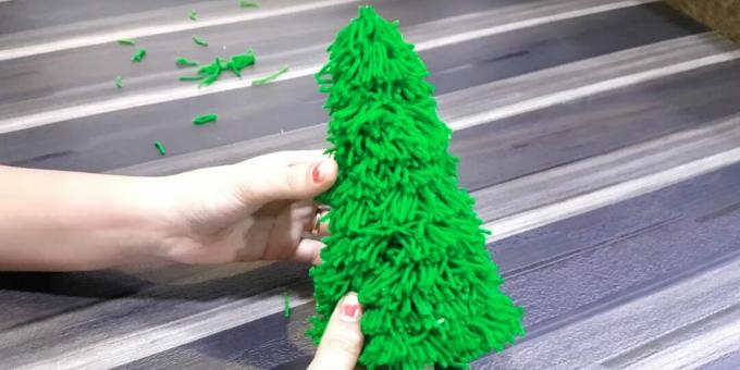 Jak vyrobit vánoční stromek z vláken