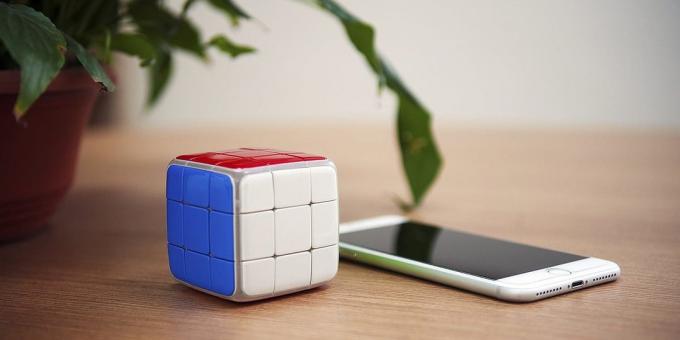 Sbírání Rubikovy kostky. GoCube připojí k telefonu