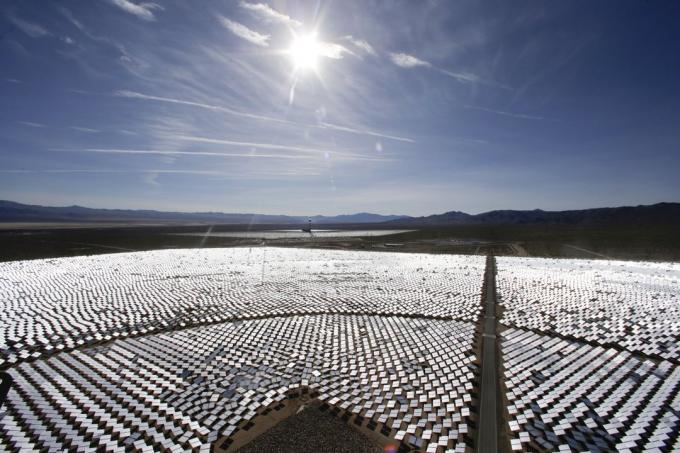 Technologie budoucnosti budou lidé moci sprej speciální „solární“ nátěry