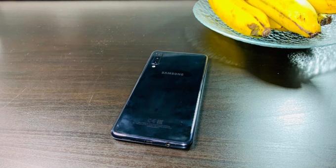 Samsung Galaxy A7: Celkový pohled