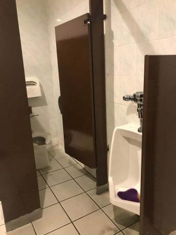 toaletní design