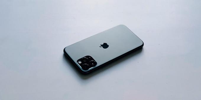 11 iPhone Pro: sklo