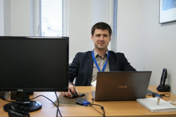Sergey Ozhegov: na pracovišti