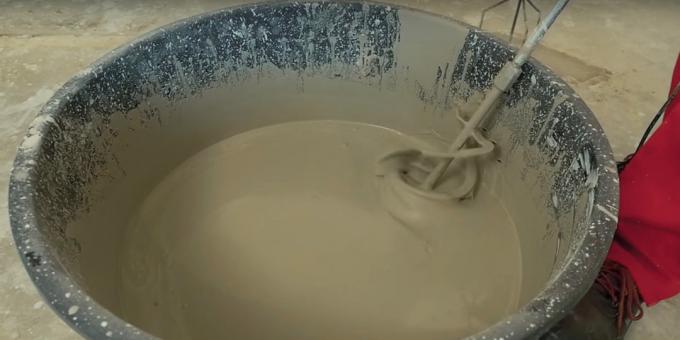 Samonivelační podlahy s rukama: vařit směsi 