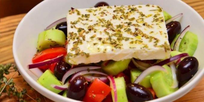 Klasický řecký salát - recept