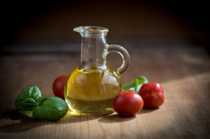 Kuchyňské: rostlinný olej
