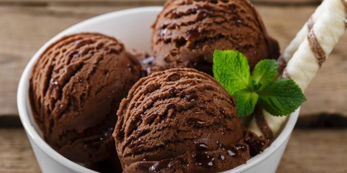 čokoládová zmrzlina od Jamie Oliver