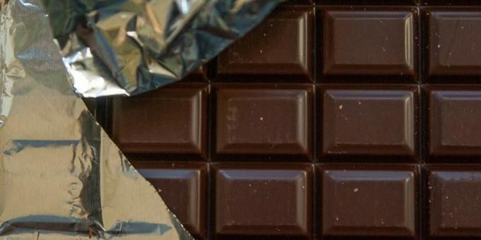 Jaké potraviny obsahují železo: tmavá čokoláda