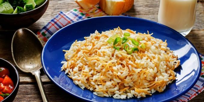 Rýže s nudlemi v tureckém stylu