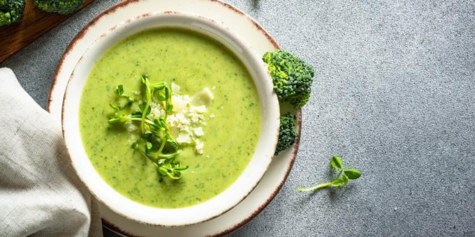 Krémová brokolicová polévka se smetanou