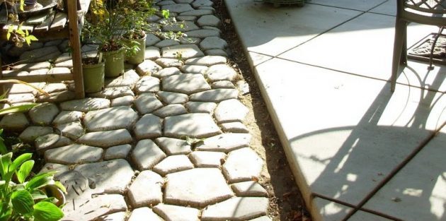 Zahradní cestičky z betonu