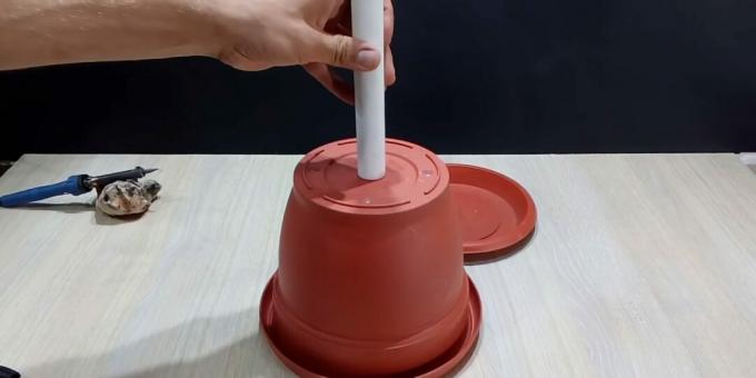 Jak vyrobit fontánu pro kutily: zakroužkujte dýmku