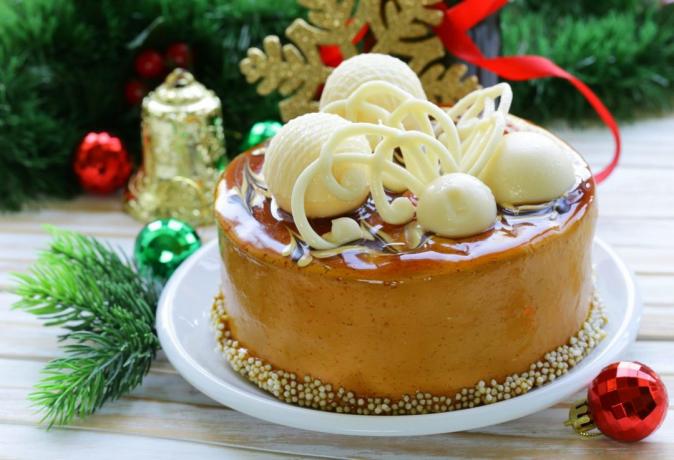 Co je třeba připravit se na Nový rok: piškotový dort
