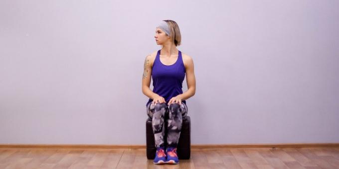flexibilita cvičení: protahování krku