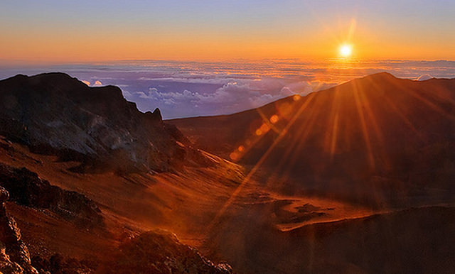 Západ slunce na hoře Haleakala