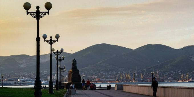 Atrakce Novorossijsk: centrální městská pláž a nábřeží