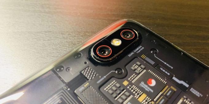 Xiaomi Mi 8 Pro: Kamerový modul