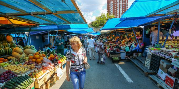 Kam v Jekatěrinburgu: Shartash market