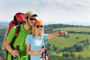 Proč cestovní páry šťastnější