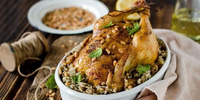 Plněné kuře s rýží a mletým masem: jednoduchý recept